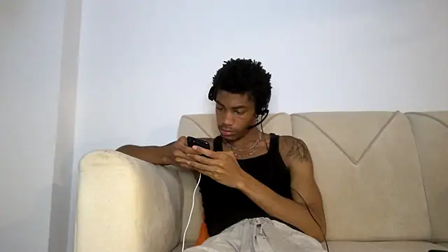 Skinnyblackman online show from 11-15-25, 03:43