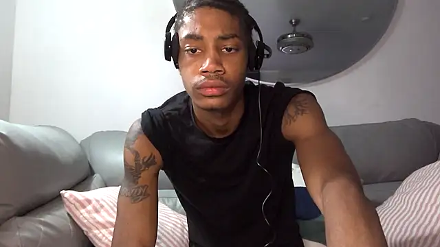 Skinnyblackman online show from 10-06-25, 10:10