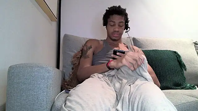 Skinnyblackman online show from 03-19-26, 06:13