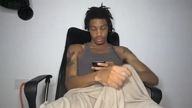 Skinnyblackman online show from 06-17-26, 12:54