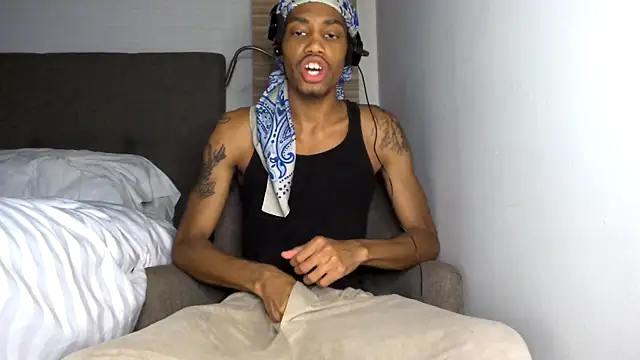 Skinnyblackman online show from 04-30-26, 12:39