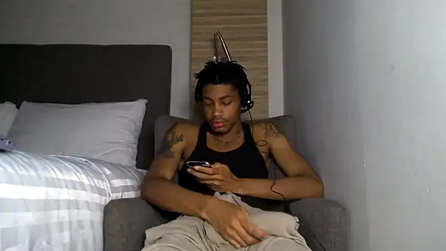 Skinnyblackman online show from 05-06-26, 05:22
