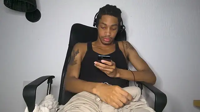 Skinnyblackman online show from 06-13-26, 04:43