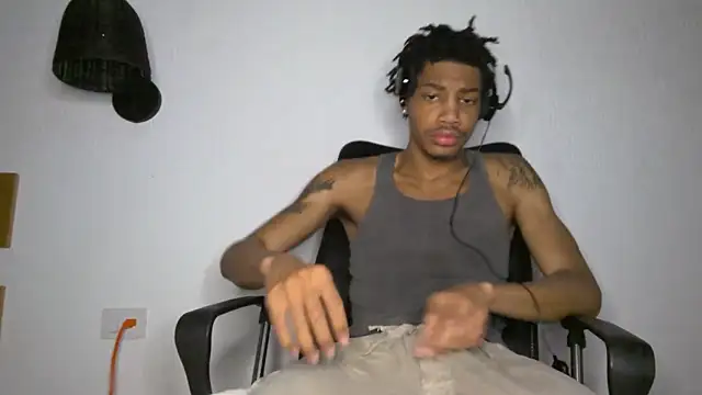 Skinnyblackman online show from 06-18-26, 04:11