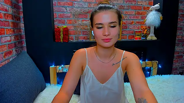 Snapshot of UrJoyy chatting on 12-08-24, 08:15 UrJoyy online show from 12-08-24, 08:15