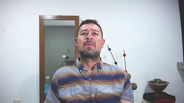 ambar jacksonn online show from 10-03-25, 11:17