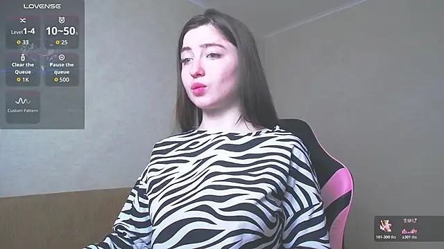 Luxuryalma online show from 04-23-26, 01:02