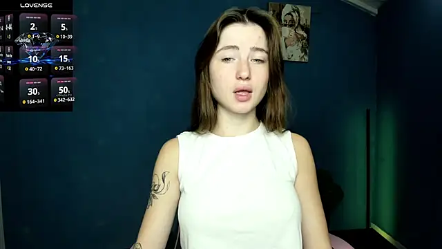 Luxuryalma online show from 09-24-25, 06:42