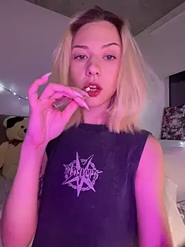  urbestie  online show from 06-24-26, 10:29