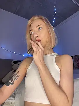 Snapshot of _urbestie_ chatting on 02-13-26, 11:49 urbestie online show from 02-13-26, 11:49