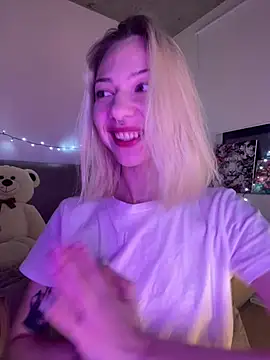  urbestie  online show from 07-08-26, 10:21