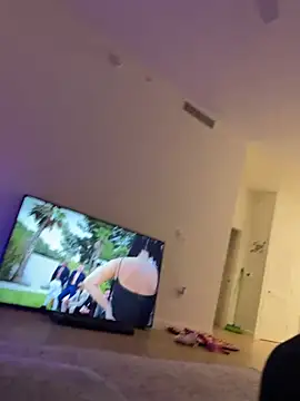 Snapshot of juicyj1311 chatting on 02-04-26, 05:35 juicyj1311 online show from 02-04-26, 05:35