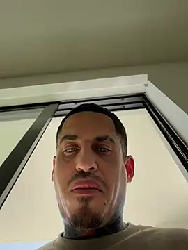 Snapshot of juicyj1311 chatting on 02-12-26, 05:34 juicyj1311 online show from 02-12-26, 05:34