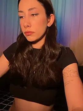 Sophiehii online show from 04-14-26, 12:21