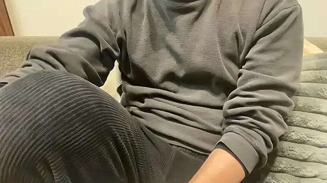 atom0407 online show from 01-10-25, 03:06