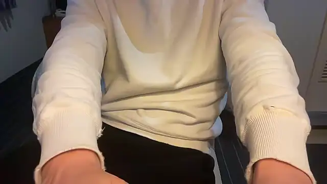 atom0407 online show from 12-03-25, 02:38