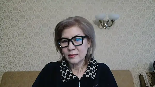 Elegant00Lady online show from 12-19-25, 02:59