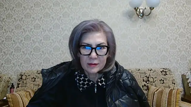 Snapshot of Elegant00Lady chatting on 10-10-25, 05:36 Elegant00Lady online show from 10-10-25, 05:36