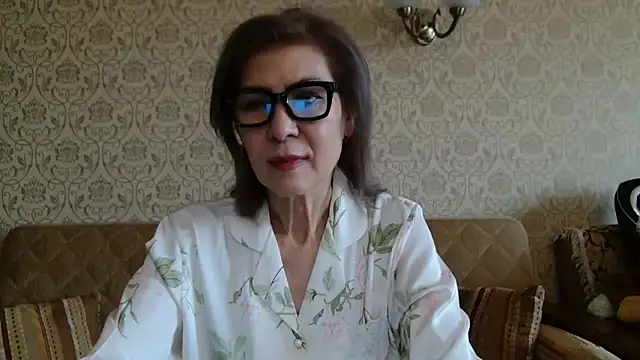 Elegant00Lady online show from 11-15-25, 04:16