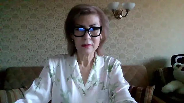 Elegant00Lady online show from 01-13-26, 03:43