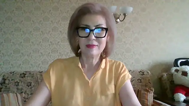 Elegant00Lady online show from 07-13-26, 10:14