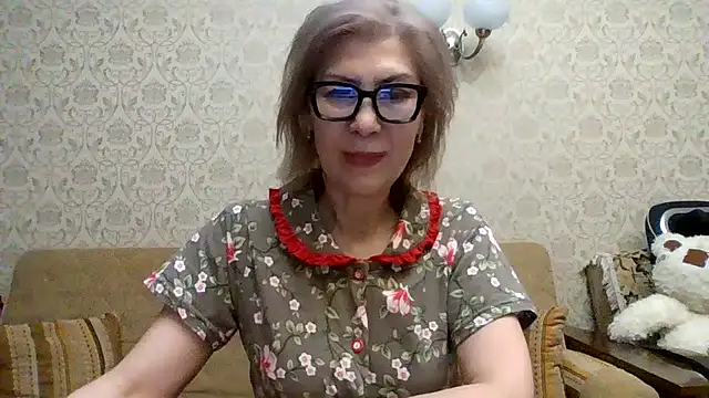 Elegant00Lady online show from 01-08-26, 03:18