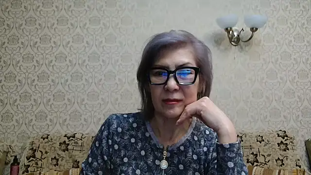 Snapshot of Elegant00Lady chatting on 10-07-25, 05:03 Elegant00Lady online show from 10-07-25, 05:03