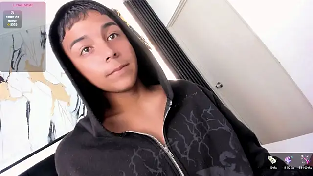 Seductivo jr online show from 04-07-26, 11:12