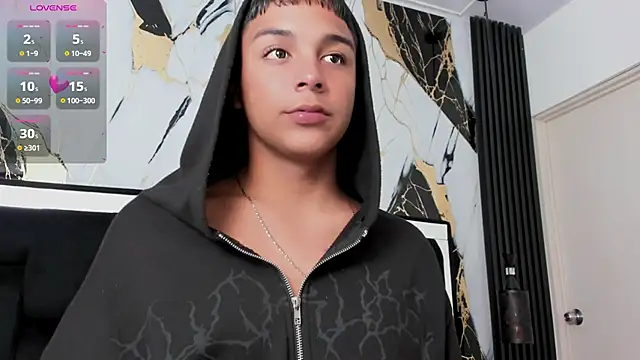 Snapshot of Seductivo_jr chatting on 02-07-26, 04:09 Seductivo jr online show from 02-07-26, 04:09