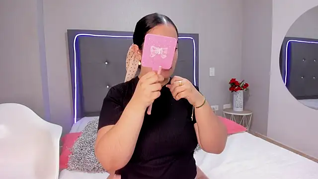 emma lye online show from 10-06-25, 09:26