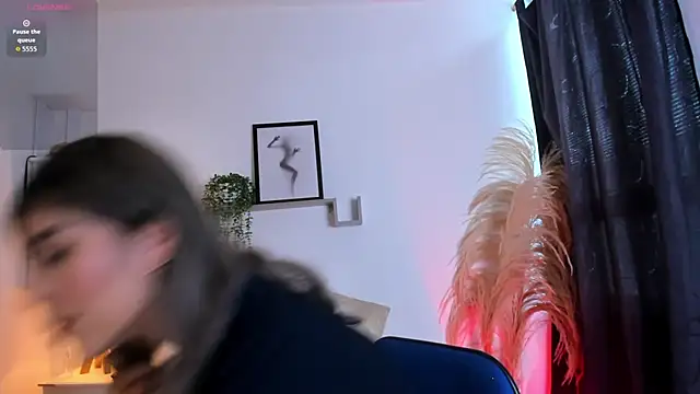 Abigail 29 online show from 10-13-25, 12:18