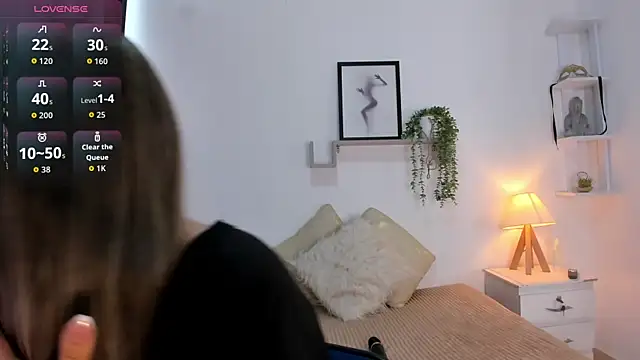 Abigail 29 online show from 11-12-25, 12:09