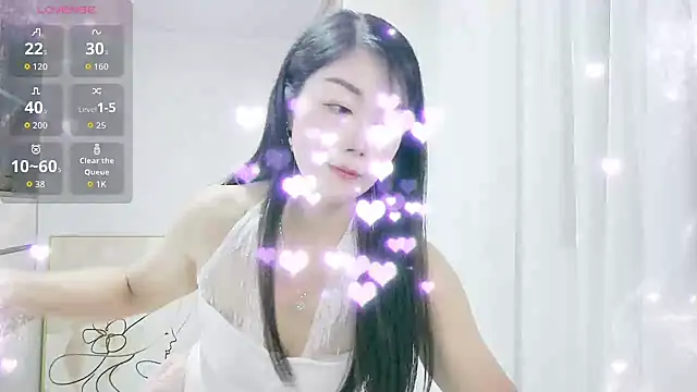 Snapshot of CindyHK chatting on 09-09-25, 04:44 CindyHK online show from 09-09-25, 04:44