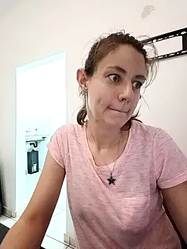 Missmesexycouple69 online show from 11-21-25, 03:33