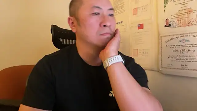 Snapshot of chih515 chatting on 12-03-24, 09:28 chih515 online show from 12-03-24, 09:28