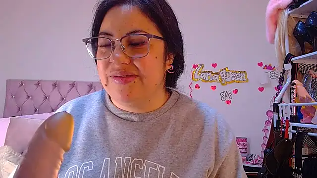 lanaqueen699 online show from 06-16-26, 12:27