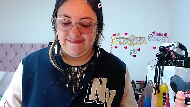 lanaqueen699 online show from 09-22-25, 12:22