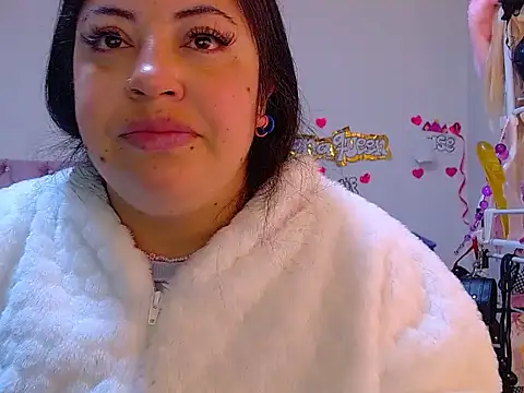 lanaqueen699 online show from 07-15-26, 12:12