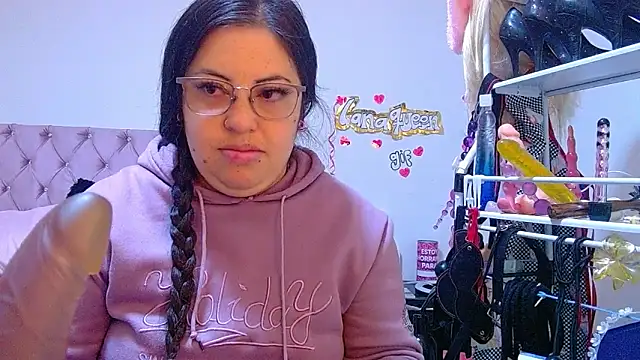 lanaqueen699 online show from 06-19-26, 12:22