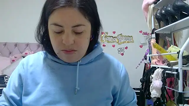 lanaqueen699 online show from 05-26-26, 02:15