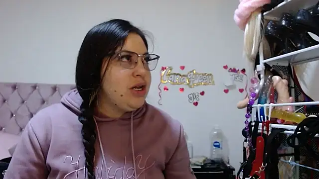 lanaqueen699 online show from 04-10-26, 12:23
