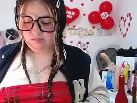 lanaqueen699 online show from 03-19-25, 06:23