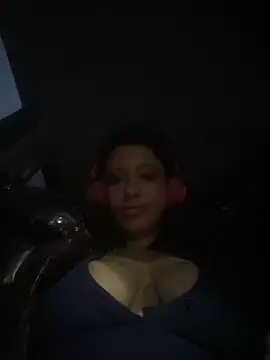 LunitaDollz online show from 11-28-25, 04:07