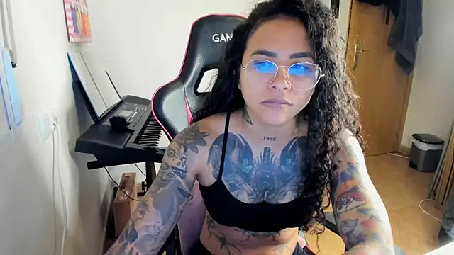 Ama music online show from 10-25-25, 09:41