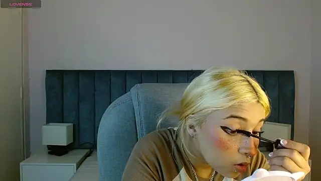 april bunnyy online show from 03-04-25, 06:29