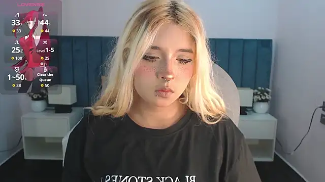 april bunnyy online show from 11-19-25, 08:20