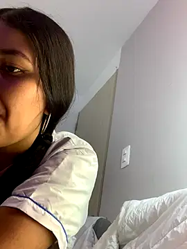 Larabrooks online show from 11-20-25, 06:41