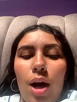 Larabrooks online show from 10-07-25, 05:47