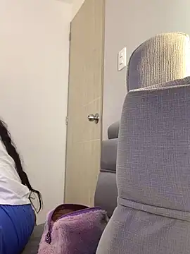 Larabrooks online show from 11-04-25, 07:06