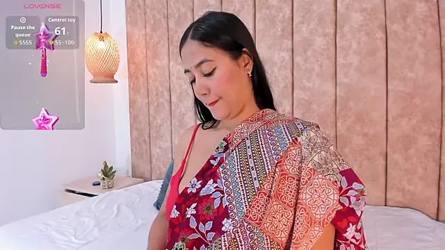 Katrina baurii online show from 04-10-26, 07:32